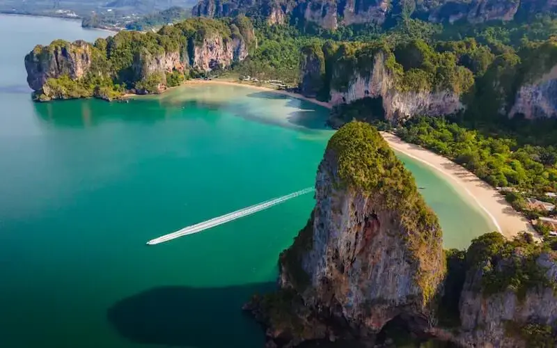 Krabi Photo by Andrew Jones: Best Places in Thailand for Digital Nomads