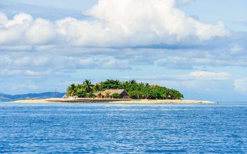  Beachcomber Island