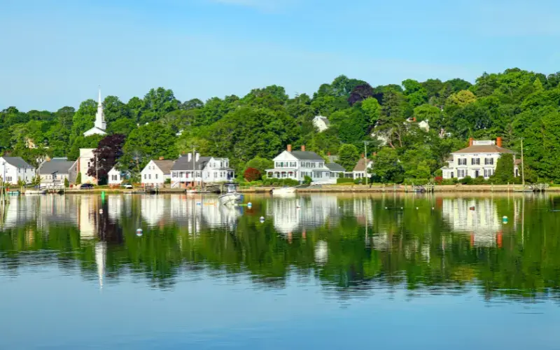 Mystic Connecticut: One of the best places like Nantucket but cheaper